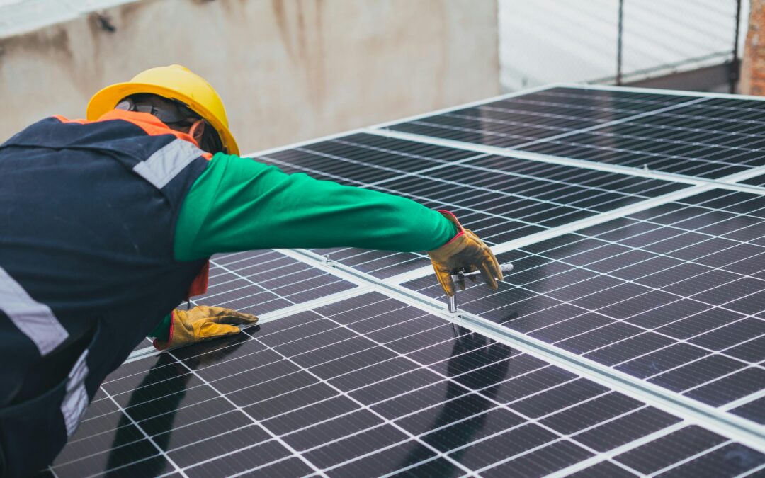 From Door Knocker to Energy Advisor: Why Marketing is the Missing Link in Solar Sales